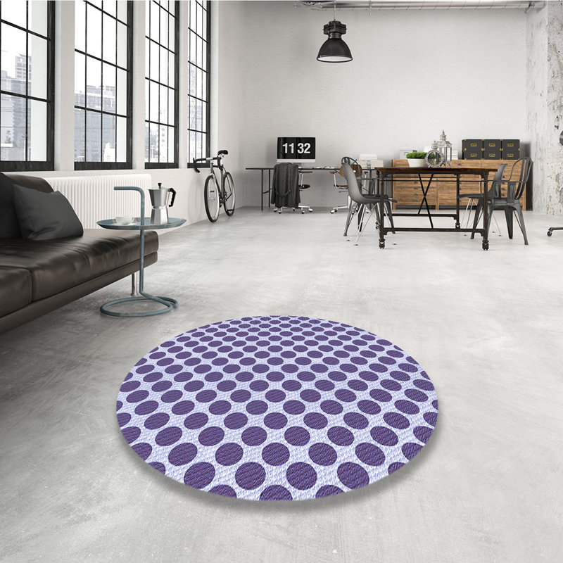 Indoor Rug, Round 4'