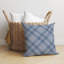 Coussin Lily-107834774-107834773