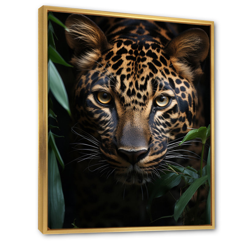 «Leopard Silent Stalk I», art sur toile léopard, H 44 po x l 34 po x P 1,5 po, Cadre flottant doré