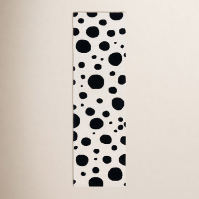 Camey Ivory Black Hand-Tufted Rug