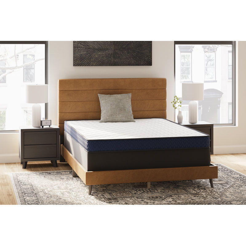 Full Size White Firm Foam Mattress with Quilted Cover