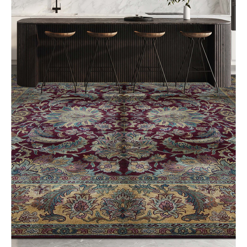 Tapis rouge et or de haute qualité noué à la main