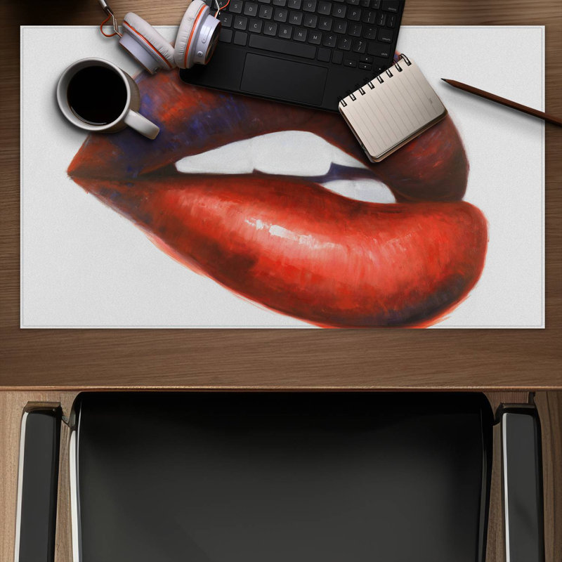Beautiful red mouth - 14.00"x24.25" Desk mat