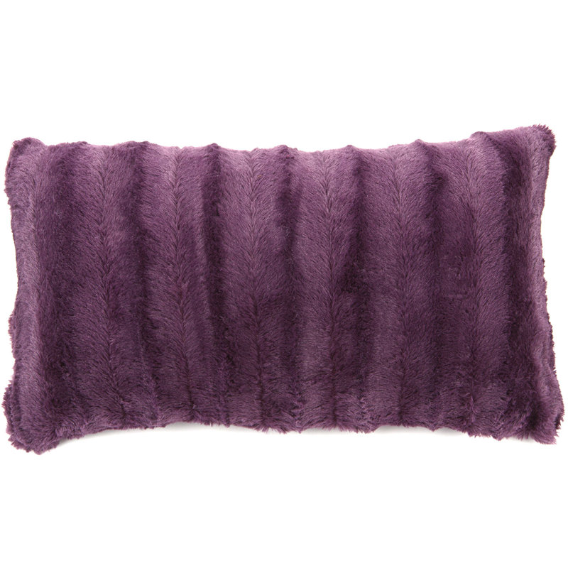 Housse de coussin en fausse fourrure Tsuguko, Mauve