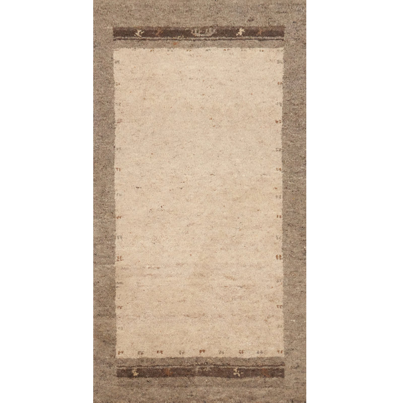Élégant tapis beige et brun de style Gabbeh pour maisons modernes