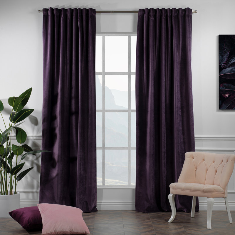 Decorative Double Panel in Matt, Extra Wide X Extra Long, L 52 po x L 95 po, 48 aubergines