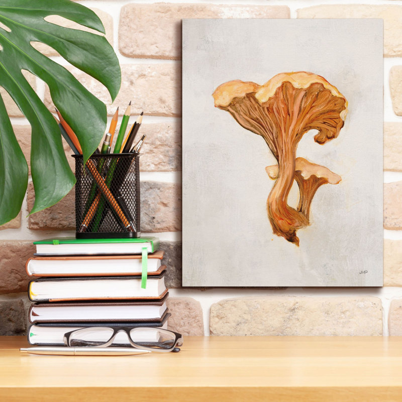 «Woodland Mushroom 4» par Julia Purinton, art mural sur toile, H 16 po x l 12 po x P 0,75 po