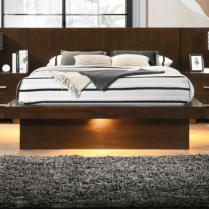 Lit design moderne et minimaliste