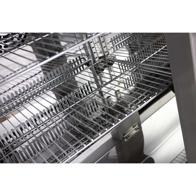 Îlots de cuisine noirs à une porte pour l'extérieur