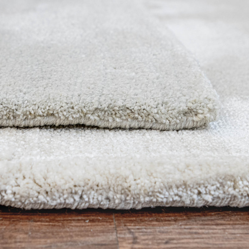 Area Rug in Gray, Rectangle 6' x 9', Nylon