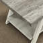 Table d'appoint en bois de 14 pouces de large en gris vieilli et beige à palette de couleurs de 1,77 pouce d'épaisseur-133339572