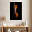Abarca, violon brillant sur fond noir-108484442