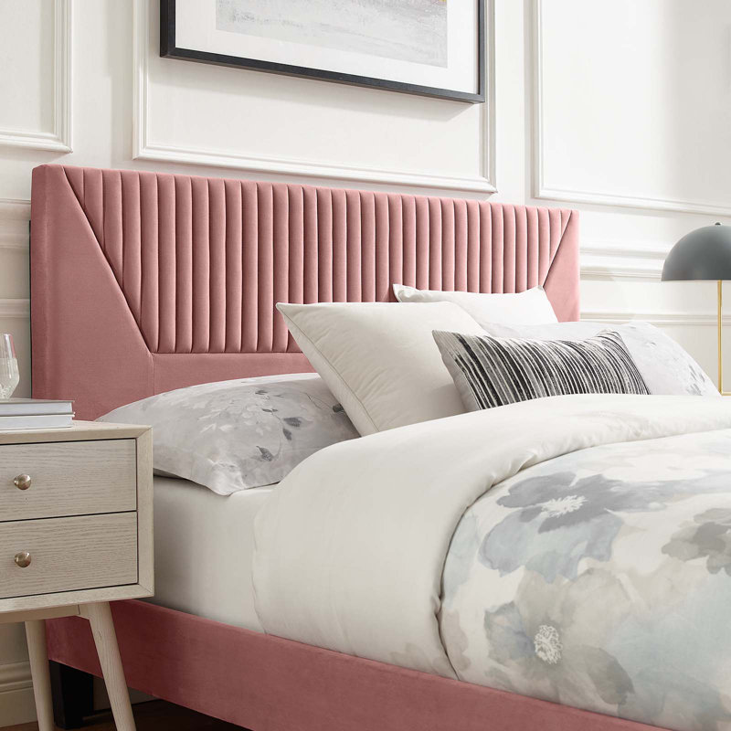 Lit plateforme en velours Yasmine Channel, Rose, Très grand
