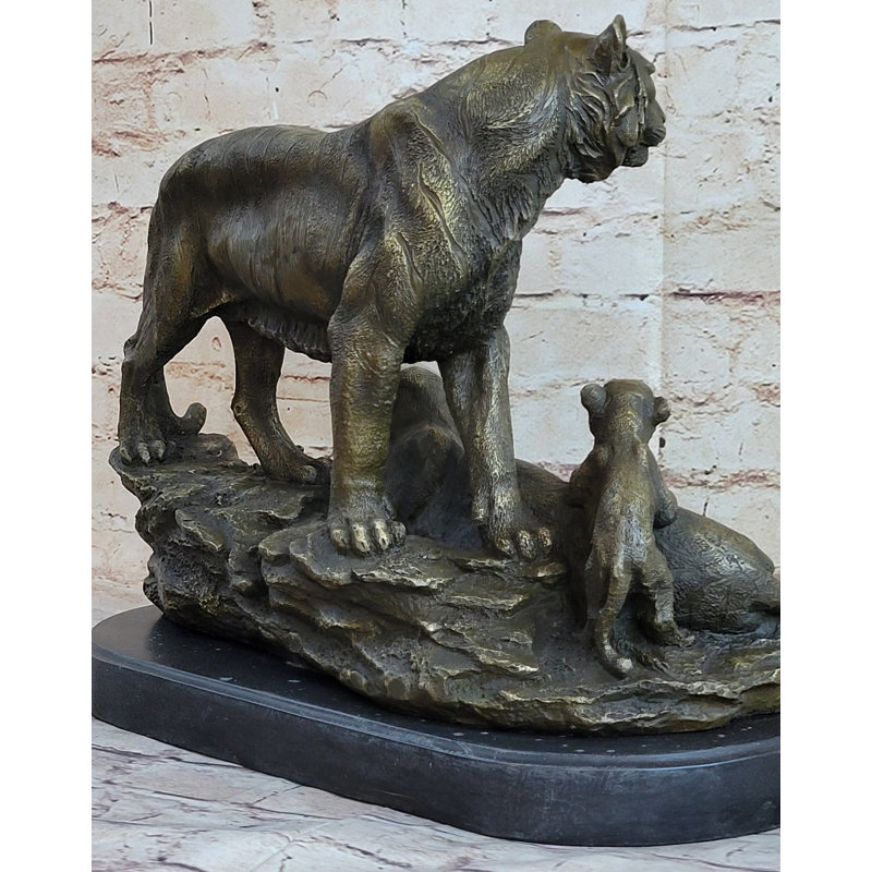 Figurines et sculptures Wateen