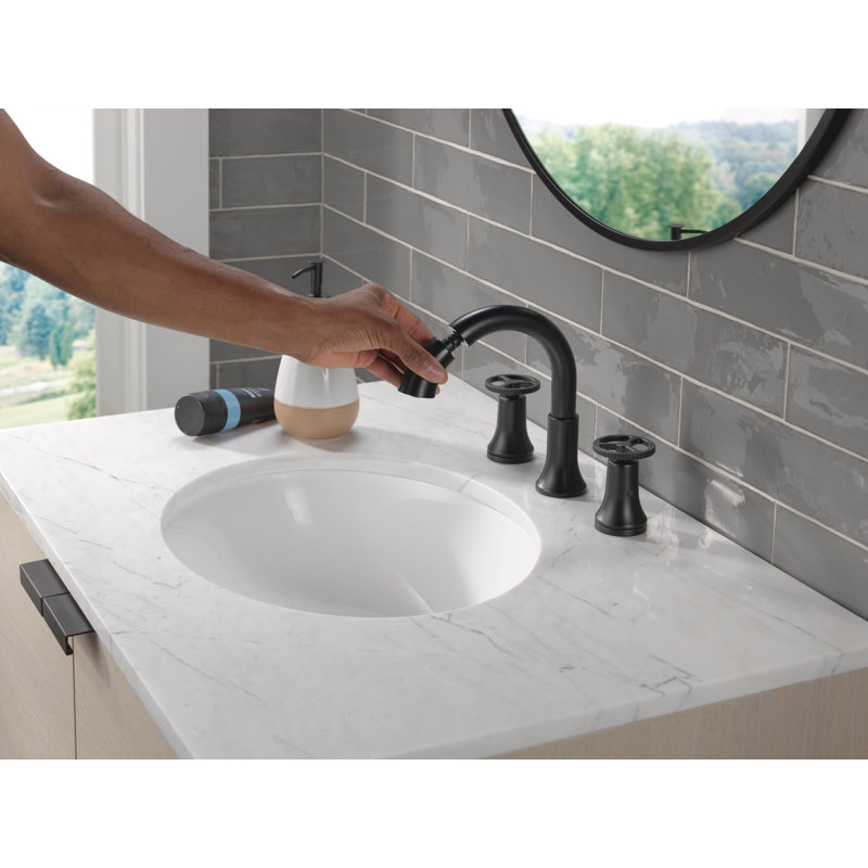Trinsic 3-Hole Widespread Pull Out Sprayer Bathroom Faucet, 2-Handle Bathroom Sink Faucet, Matte Black
