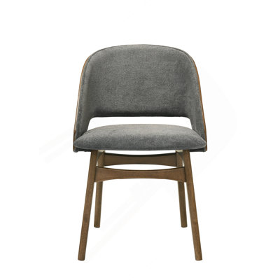 Ensemble de 2 chaises d'appoint en tissu et noyer foncé Delmon avec dossier sculptural et confort ergonomique.