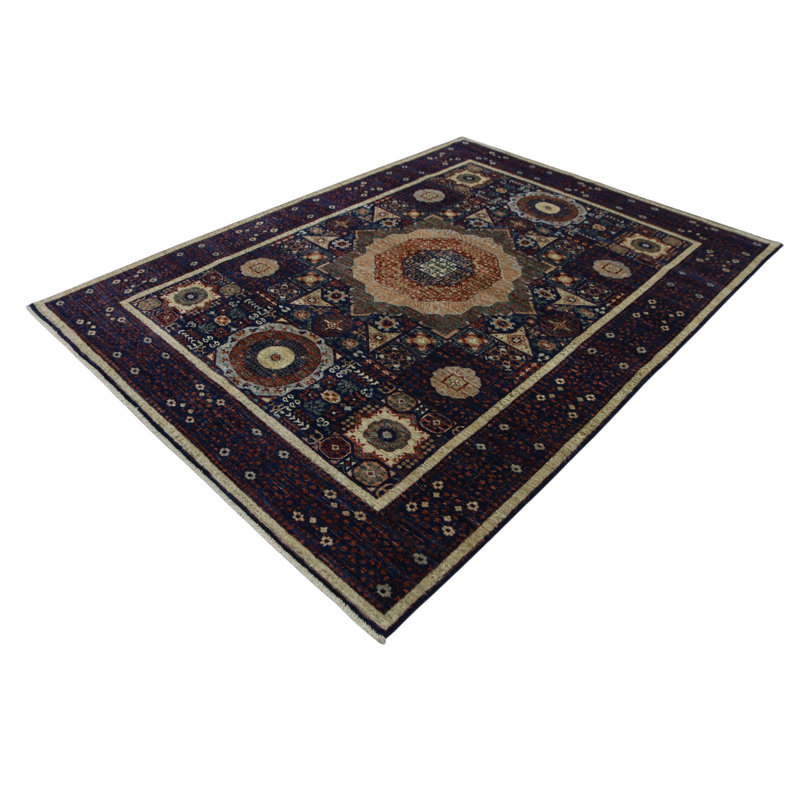 Hand Knotted Wool Area Rug in Navy, Rectangle 4'11" x 6'10"