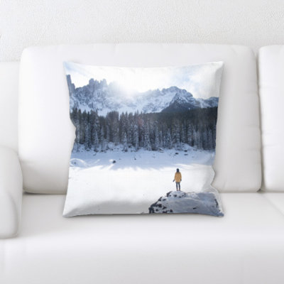 Winter Feeling Throw Pillow