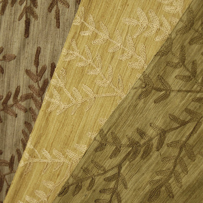 Guth Floral Cotton Blend Table Runner