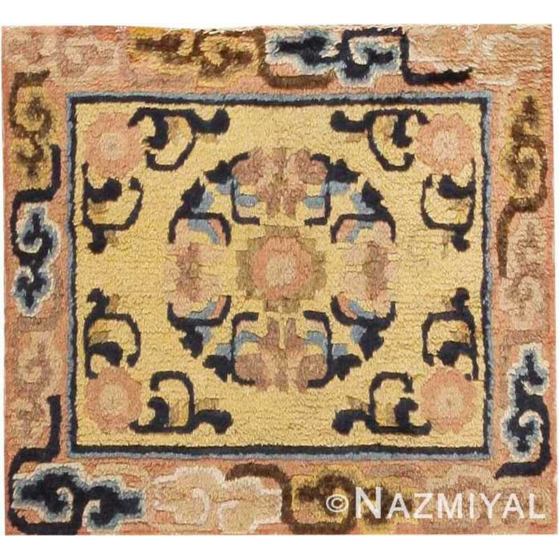 Petit tapis chinois antique carré
