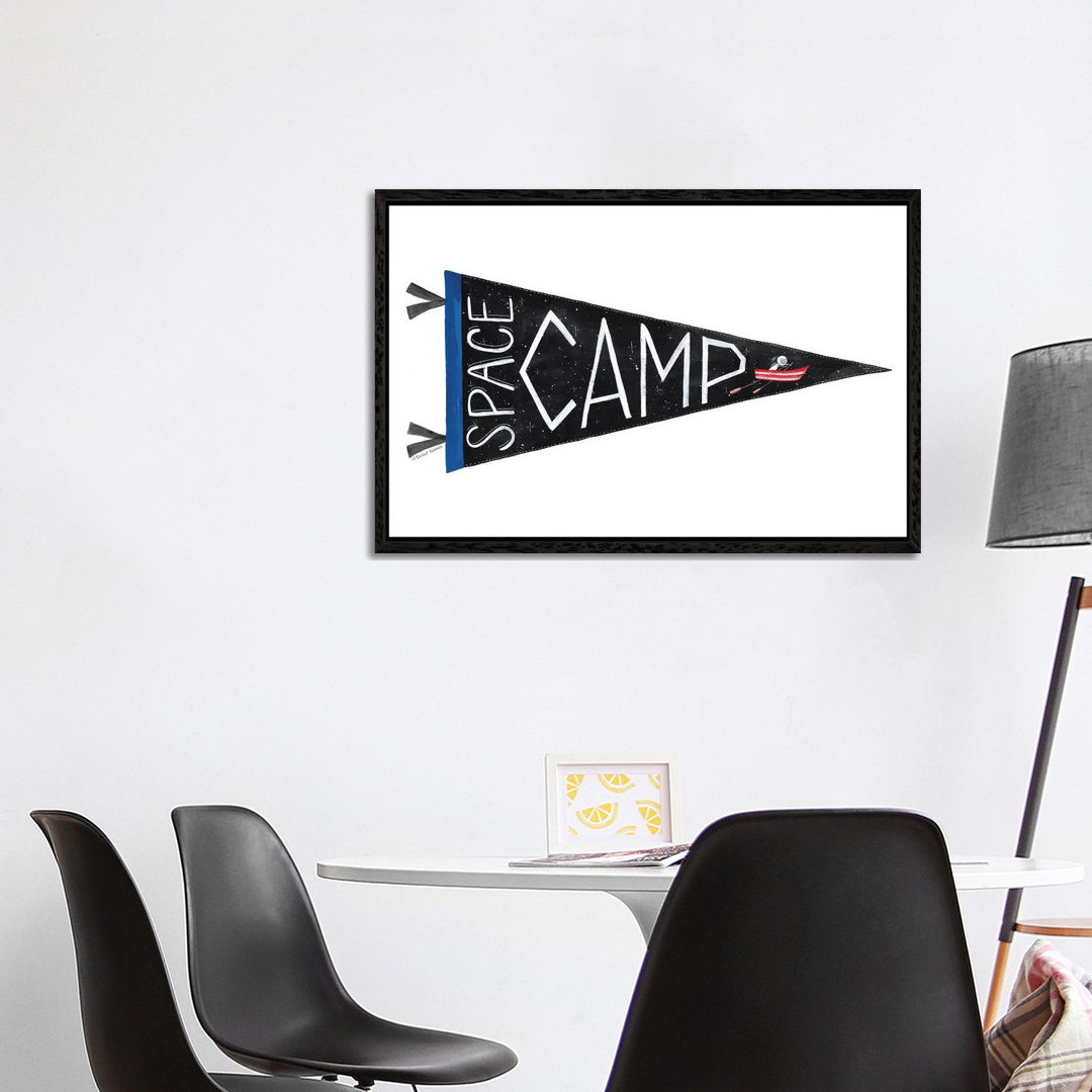 Space Camp Wimpel von Rachel Nieman - Galerie-verpackte Leinwand Giclée auf Leinwand