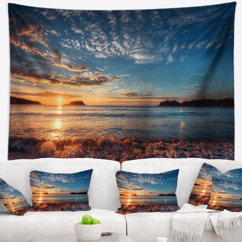 Tapisserie de mer et fantaisiste nuages mer shore tranquil, H 68 po x l 80 po