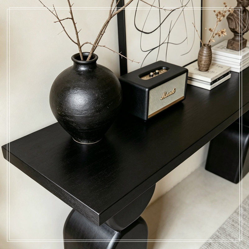Console avec pieds robustes