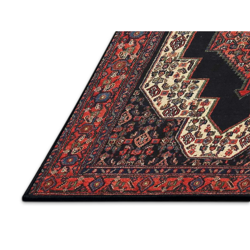 Tapis oriental rouge / noir / crème, Rectangle 5 pi x 8 pi