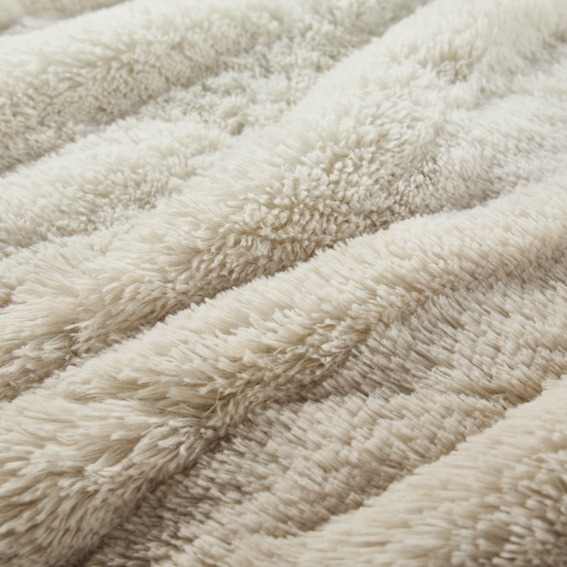 Brielle Shaggy Faux Fur Comforter Set with Faux Mink Reverse, Twin/Twin XL Comforter + 1 Standard Sham, Natural Ombre