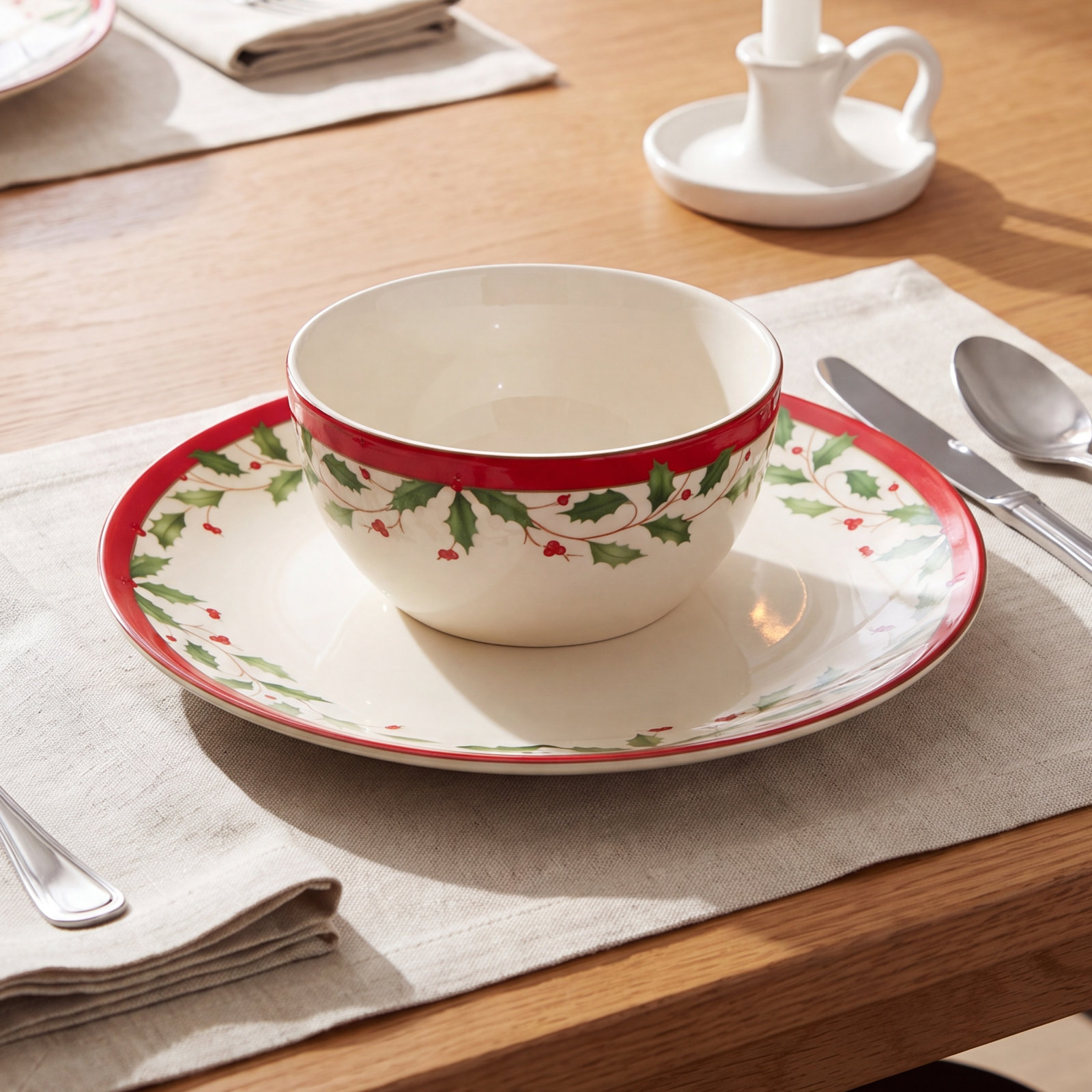 Holiday Porcelain Dinnerware Set