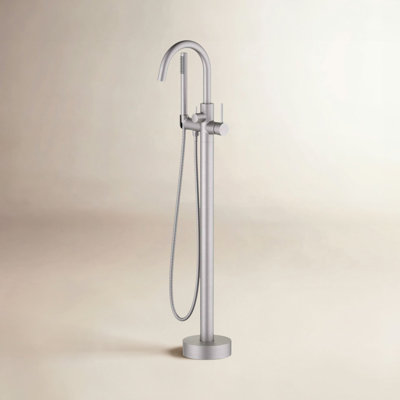 Circular Freestanding Tub Faucet