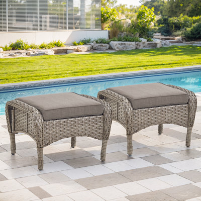 Repose-pieds d'extérieur en osier Arbor avec coussins moelleux pour l'extérieur - durable et résistant aux intempéries