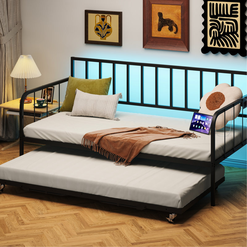 Lit de jour simple avec lit gigogne peu encombrant, structure de lit en métal noir, garantie de durabilité à long terme, espace de rangement inférieur, convient à différents styles de pièce, étapes d'assemblage rapide et fiable, s'adapte à la tradition