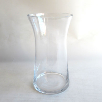Vase en verre transparent