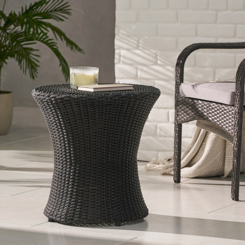 Table d'appoint de patio avec plateau rond et osier Ratten, Noir