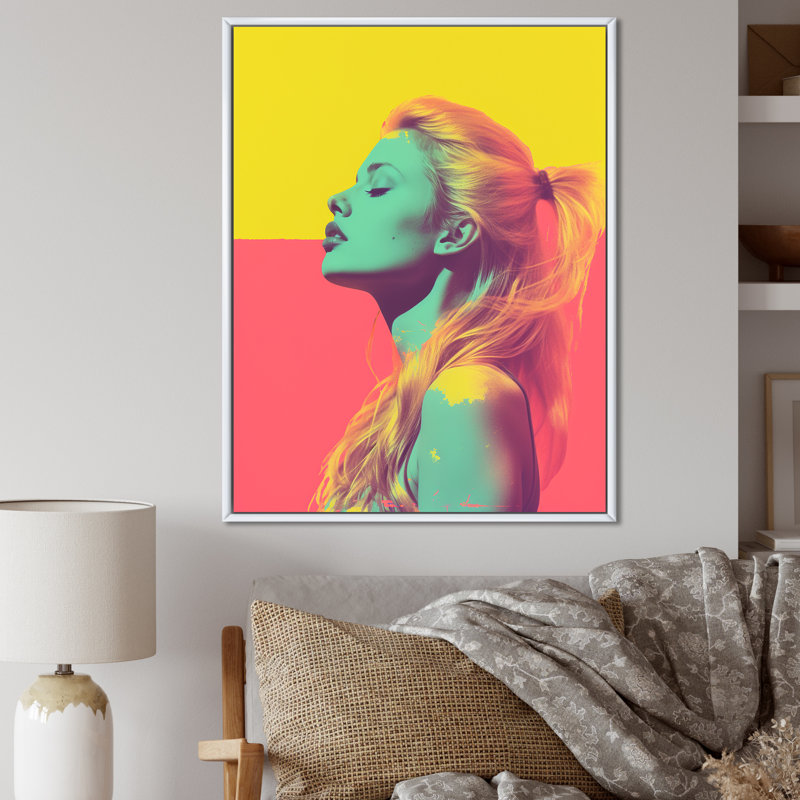 Portrait rétro de femme emblématique Pop art polaroïd, H 44 po x l 34 po x P 1,5 po, Cadre flottant blanc