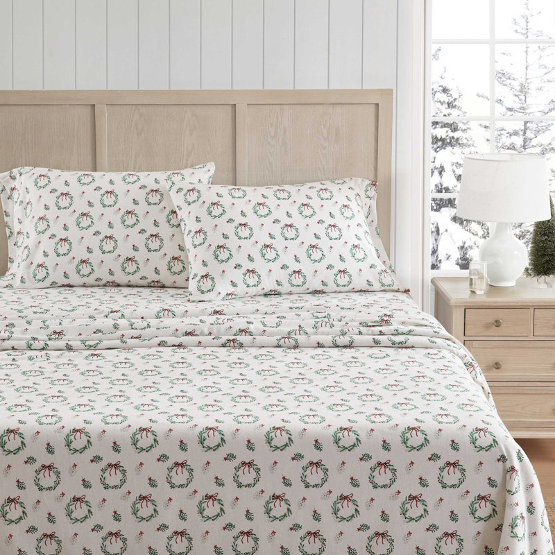 Martha Stewart Wreaths & Mistletoe Green Cotton Flannel Sheet Set, King  Sheet Set with 2 Pillowcases