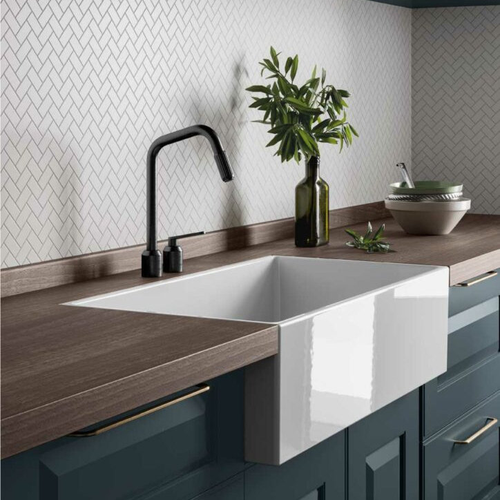 ADRIA FIRECLAY KITCHEN SINK, 33", MATTE BLACK, Polished White