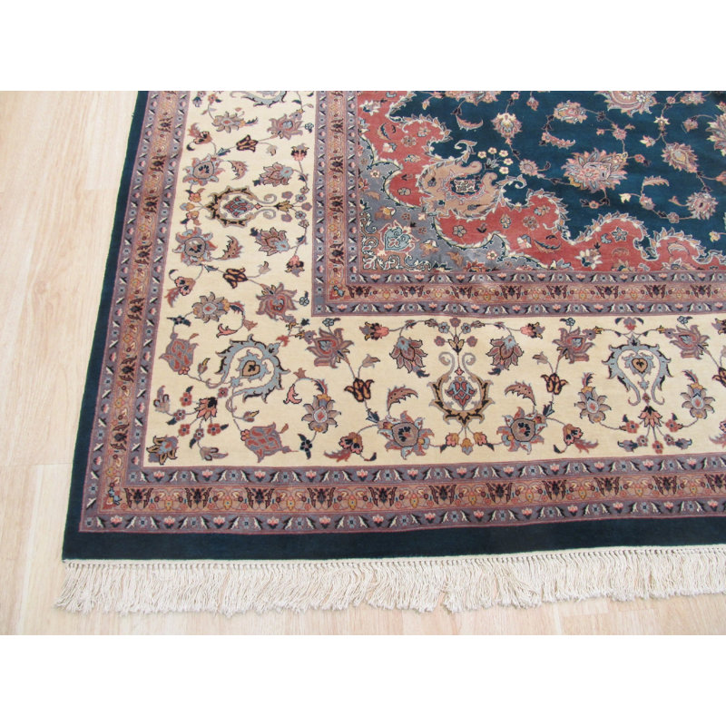 Green Traditional Oriental Pak-Persian Area Rug