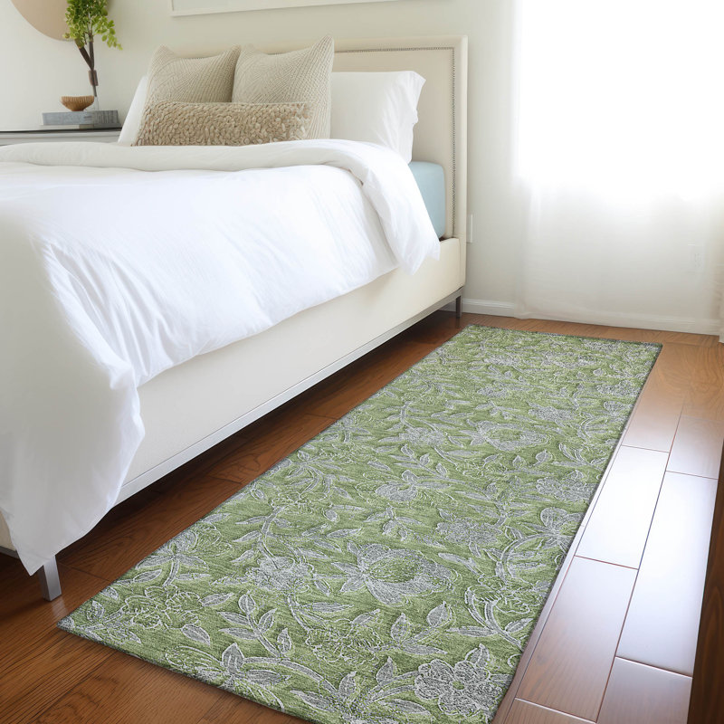 Mahaney Floral Indoor / Outdoor Rug, Runner 2'3" x 7'6"