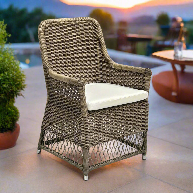 Chaise de salle à manger d'extérieur Sharmeta