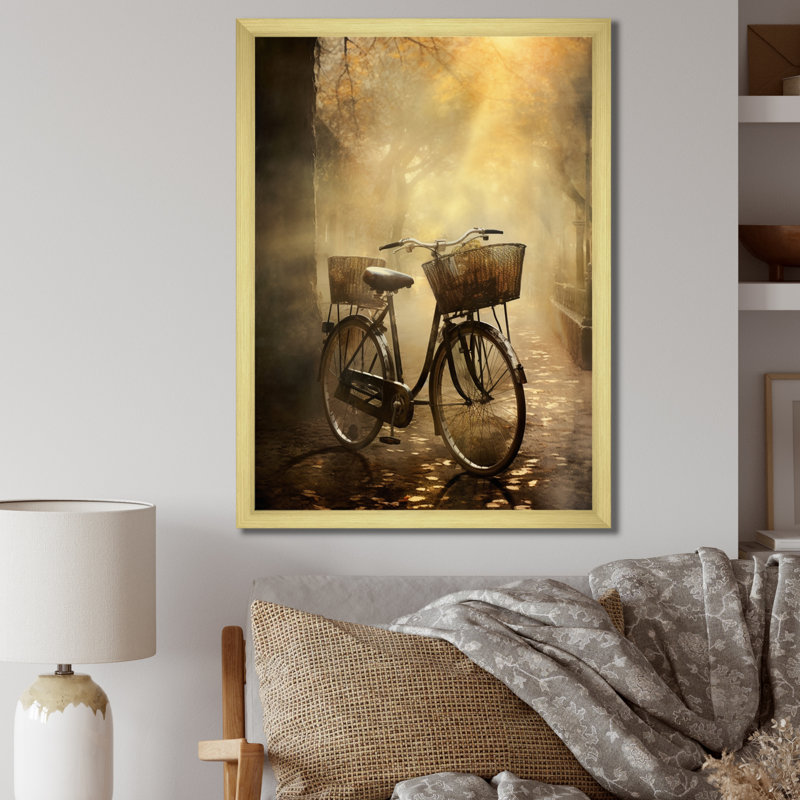 «Castera Bicycle Atmospher Rides An I», reproduction d'art sur toile, H 44 po x l 34 po x P 1,5 po, Encadrement doré
