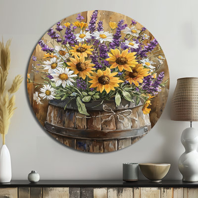 Iride - Traditional Yellow Metal Art Print