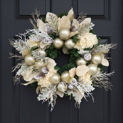 Becker 28 " Handmade Hydrangea Wreath