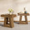 Ensemble de 2 tables de chevet modernes à 2 niveaux avec base trapézoïdale et table de chevet au fini grain de bois