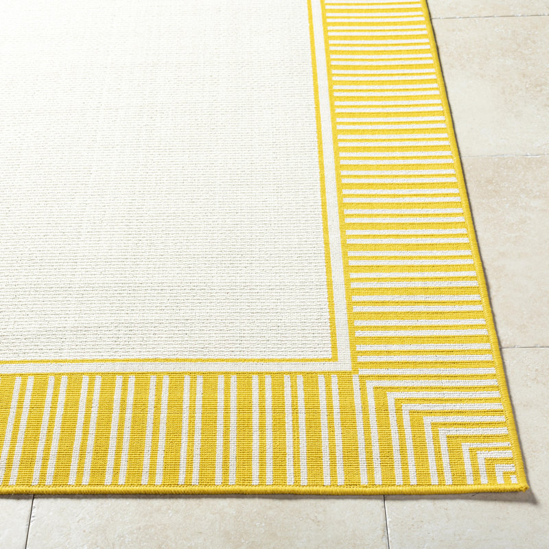 Derle Indoor / Outdoor Rug, Round 5'3"