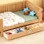 Lit plateforme simple en bois avec garde-corps-872368673-872368672