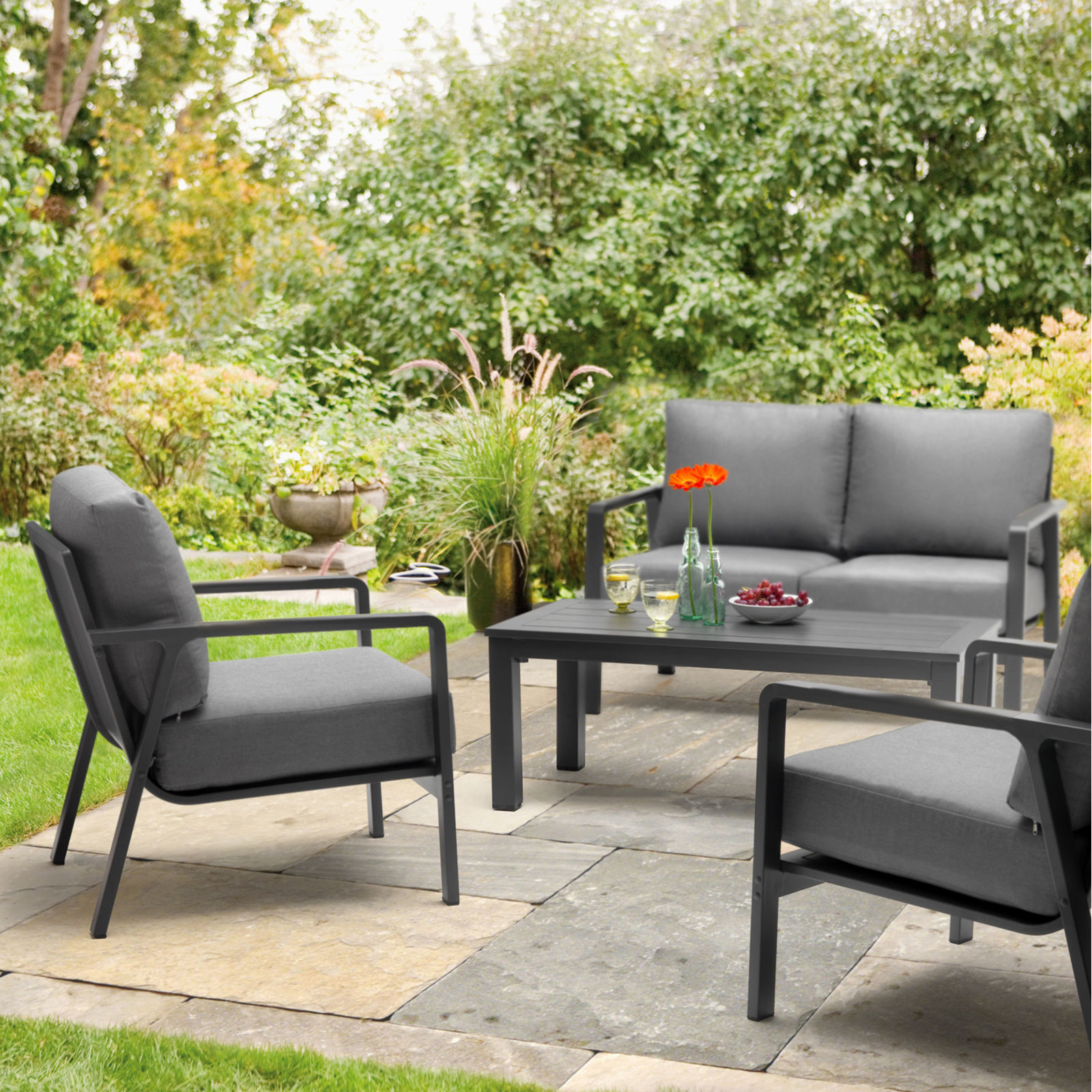 Paros Aluminum Outdoor Lounge Chair With Sunbrella Cushion