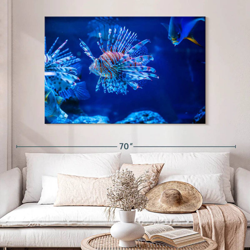 Brampt Aquarium Lionfish, 34" H x 51" W