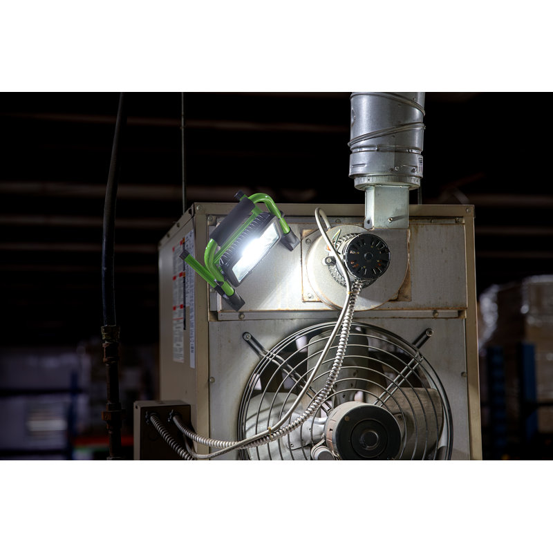 Lampe de travail rechargeable 1500 lumens Powersmith avec support magnétique pliable, H 8 po x l 8 po x P 6 po
